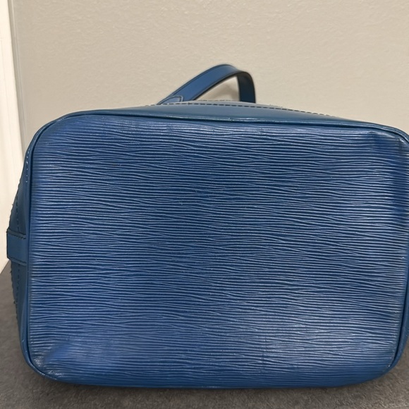 Preloved Louis Vuitton epi Noe GM bucket bag - Picture 10 of 16